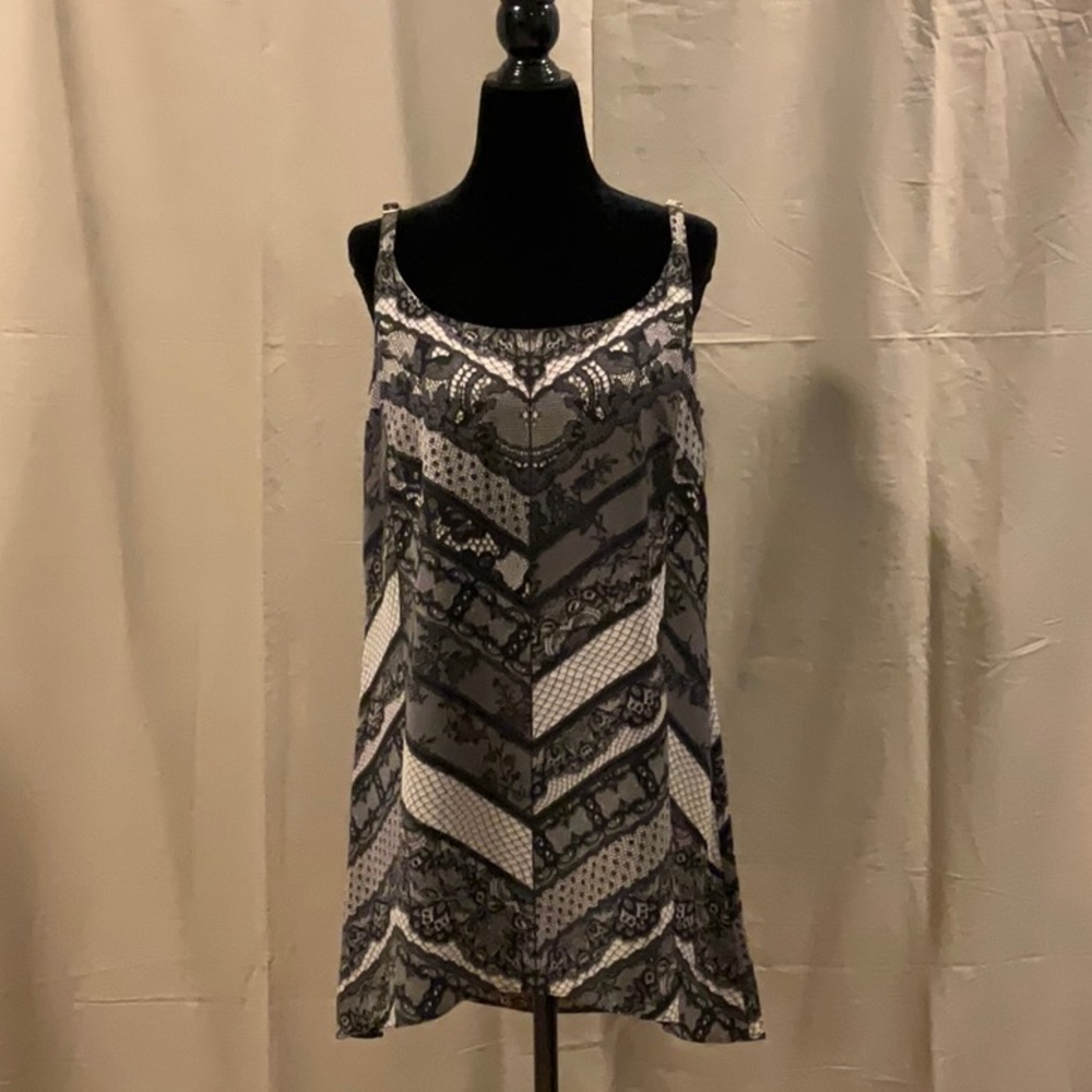CAbi Monaco Cami